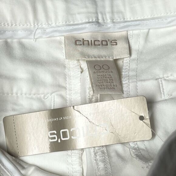 NWT Chico s Comfort Utility Convertible Bermuda Slim Short White Womens SZ 00 - Picture 5 of 5